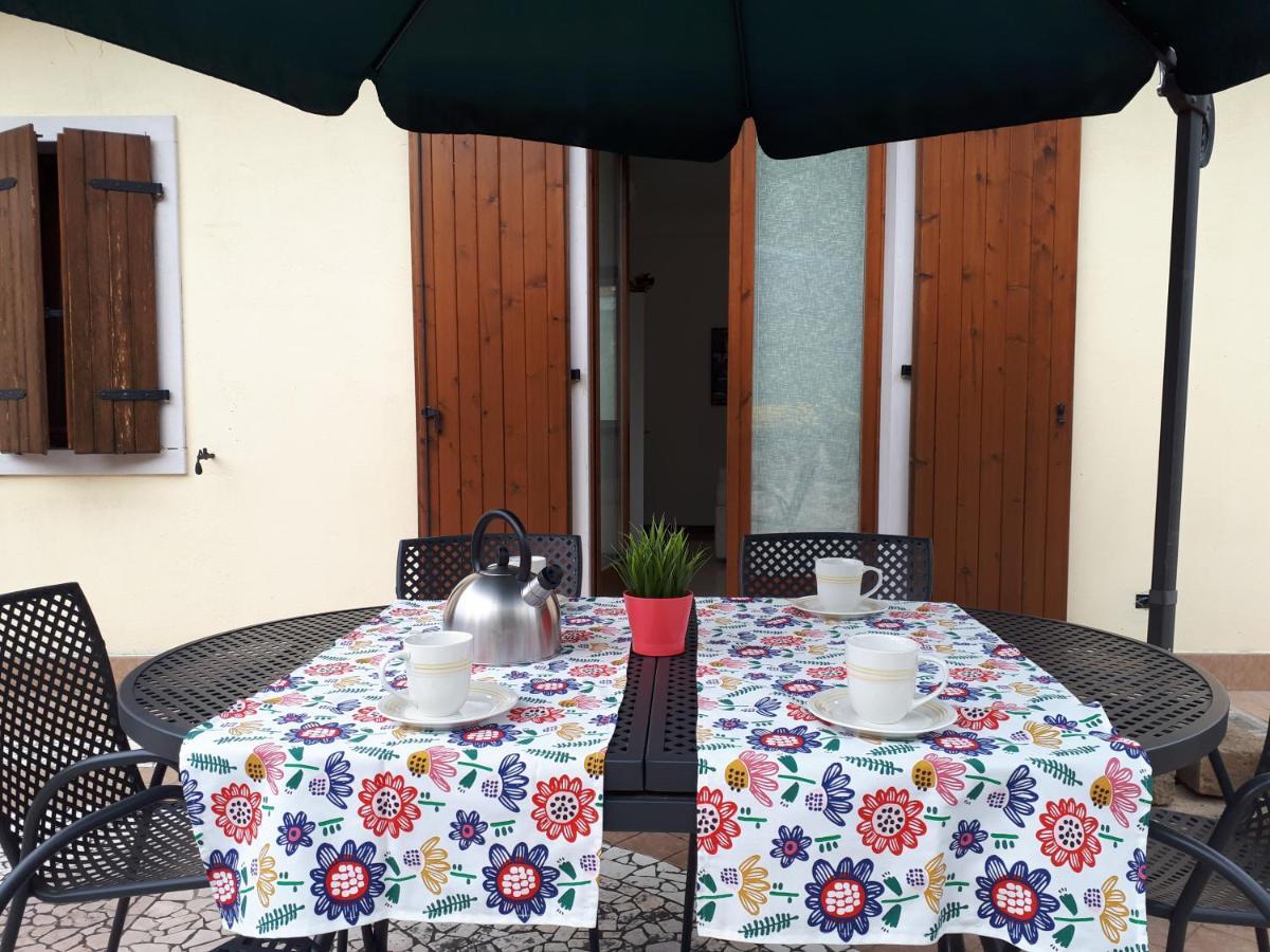 Appartamento Con Giardino A Cisano Di Bardolino Exterior foto